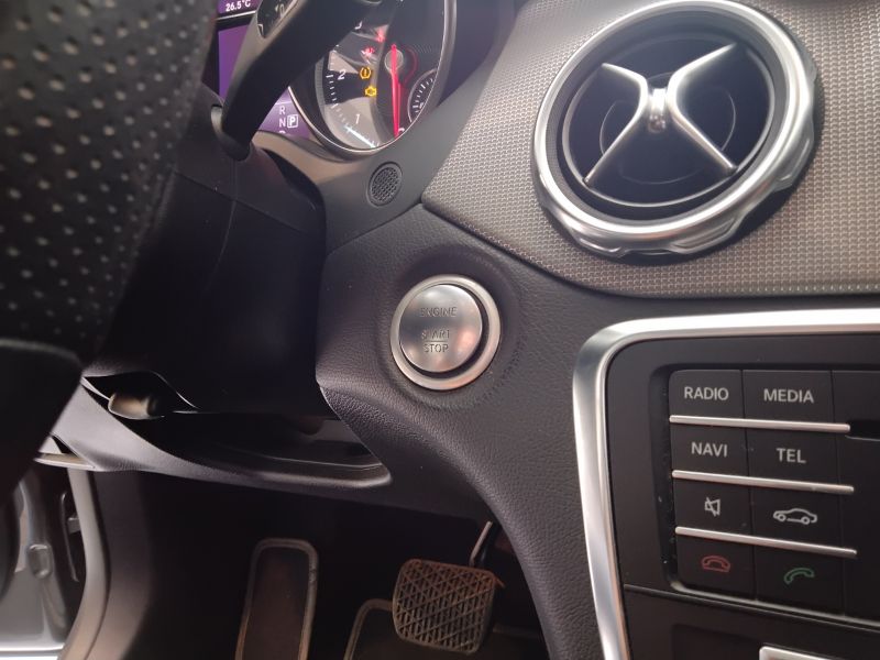 GuidiCar - Mercedes GLA 2019 GLA 200 d Sport auto Usato