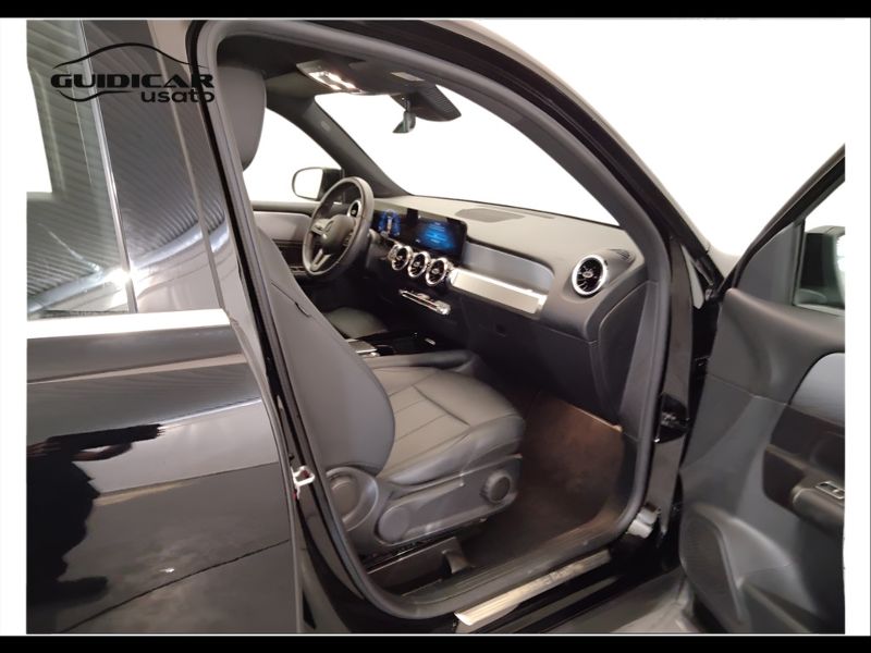 GuidiCar - Mercedes GLB 2023 GLB 180 d Sport auto 7p.ti Usato