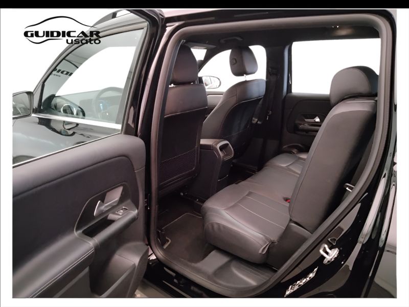 GuidiCar - Mercedes GLB 2023 GLB 180 d Sport auto 7p.ti Usato