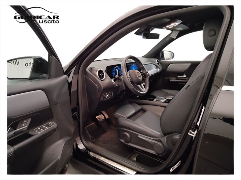 GuidiCar - Mercedes GLB 2023 GLB 180 d Sport auto 7p.ti Usato