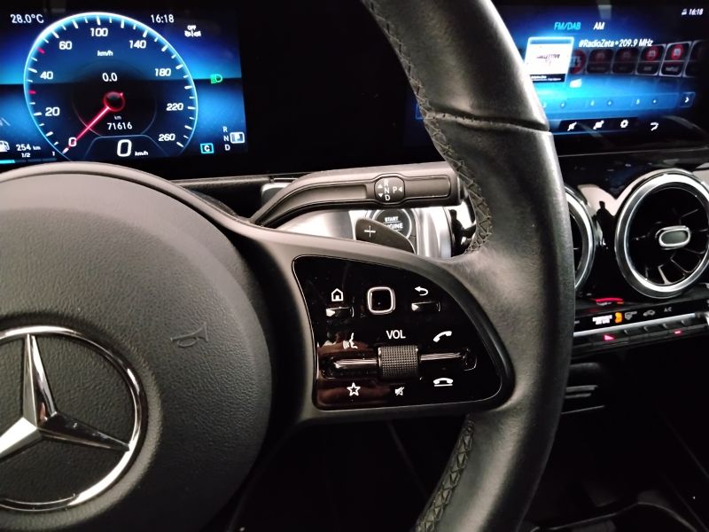 GuidiCar - Mercedes GLB 2023 GLB 180 d Sport auto 7p.ti Usato