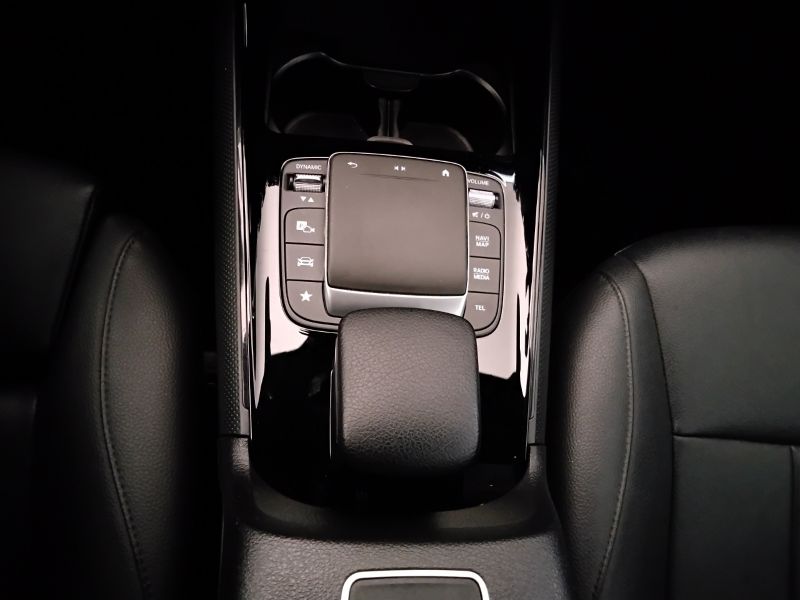 GuidiCar - Mercedes GLB 2023 GLB 180 d Sport auto 7p.ti Usato