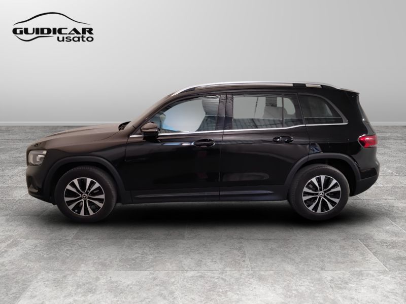 GuidiCar - Mercedes GLB 2023 GLB 180 d Sport auto 7p.ti Usato