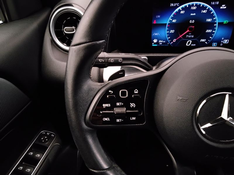 GuidiCar - Mercedes GLB 2023 GLB 180 d Sport auto 7p.ti Usato
