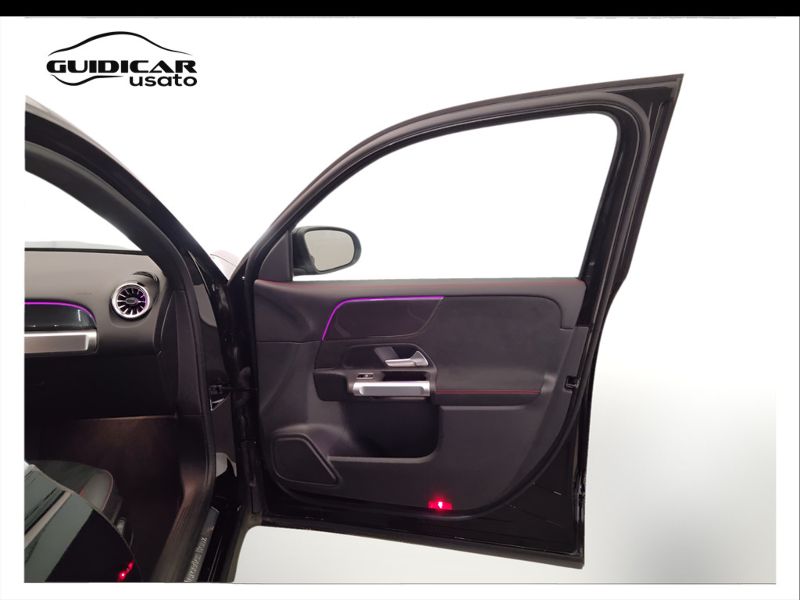 GuidiCar - Mercedes GLB 2023 GLB 200 d Premium Easy Tech auto Usato