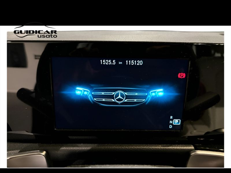 GuidiCar - Mercedes GLB 2021 GLB 200 d Sport Plus 4matic auto 7p.ti Usato