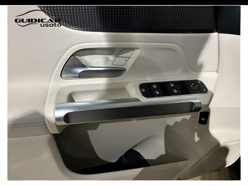 GuidiCar - Mercedes GLB 2021 GLB 200 d Sport Plus 4matic auto 7p.ti Usato