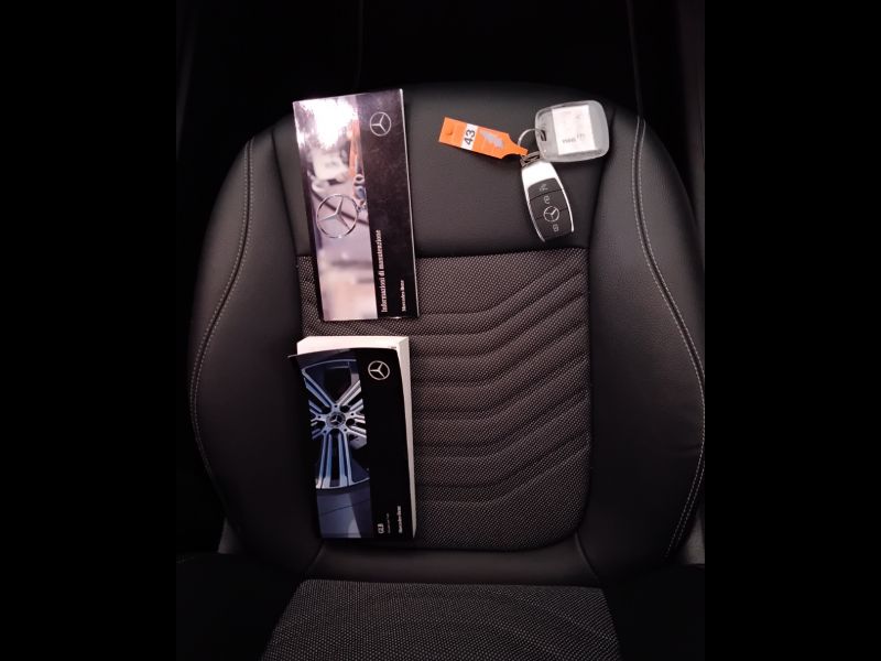 GuidiCar - Mercedes GLB 2024 GLB 180 d Progressive Advanced auto Usato