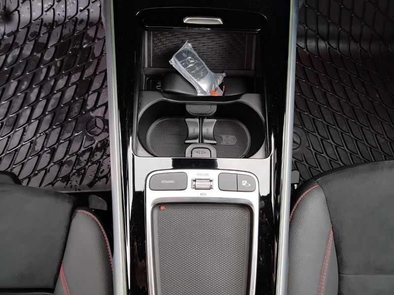 GuidiCar - Mercedes GLB 2024 GLB 200 d AMG Line Advanced Plus 4matic auto Usato