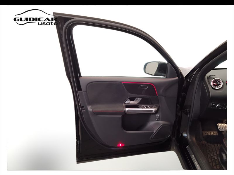 GuidiCar - Mercedes GLB 2024 GLB 200 d AMG Line Premium auto Usato