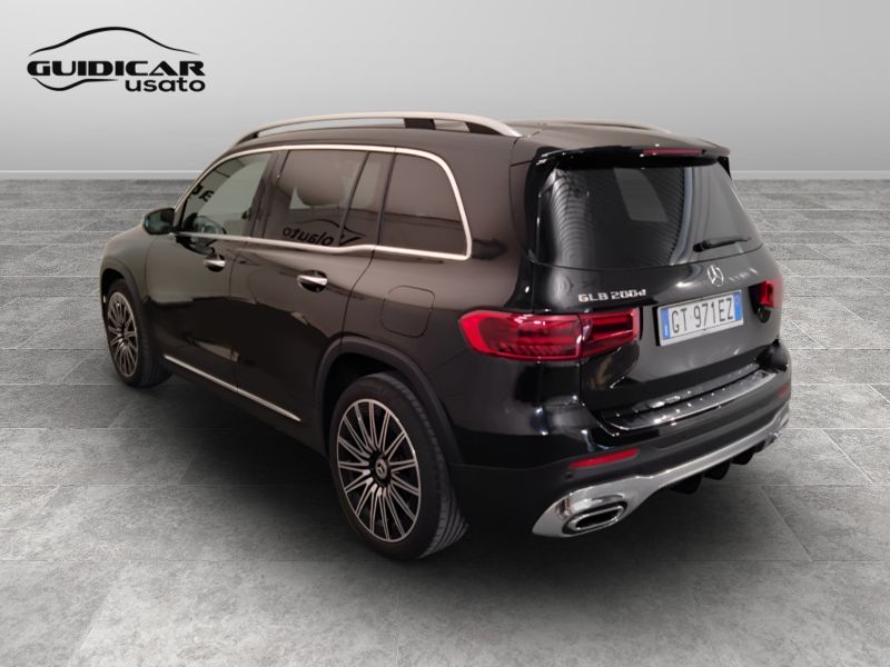GuidiCar - Mercedes GLB 2024 GLB 200 d AMG Line Premium auto Usato