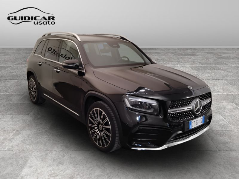 GuidiCar - Mercedes GLB 2024 GLB 200 d AMG Line Premium auto Usato