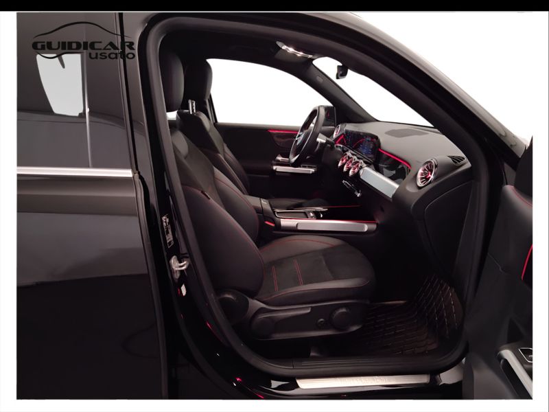 GuidiCar - Mercedes GLB 2024 GLB 200 d AMG Line Premium auto Usato