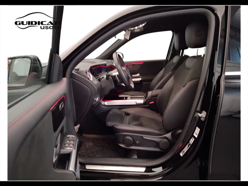 GuidiCar - Mercedes GLB 2024 GLB 200 d AMG Line Premium auto Usato