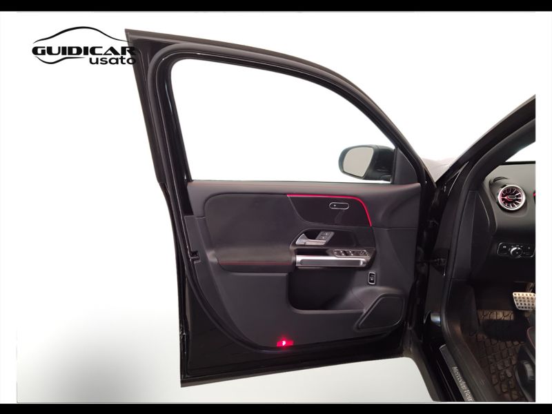 GuidiCar - Mercedes GLB 2024 GLB 200 d AMG Line Premium auto Usato
