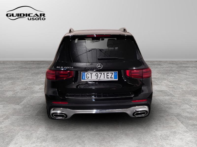 GuidiCar - Mercedes GLB 2024 GLB 200 d AMG Line Premium auto Usato