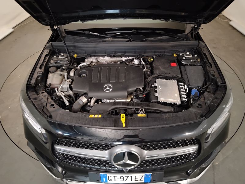GuidiCar - Mercedes GLB 2024 GLB 200 d AMG Line Premium auto Usato