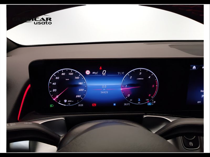 GuidiCar - Mercedes GLB 2024 GLB 200 d AMG Line Premium auto Usato