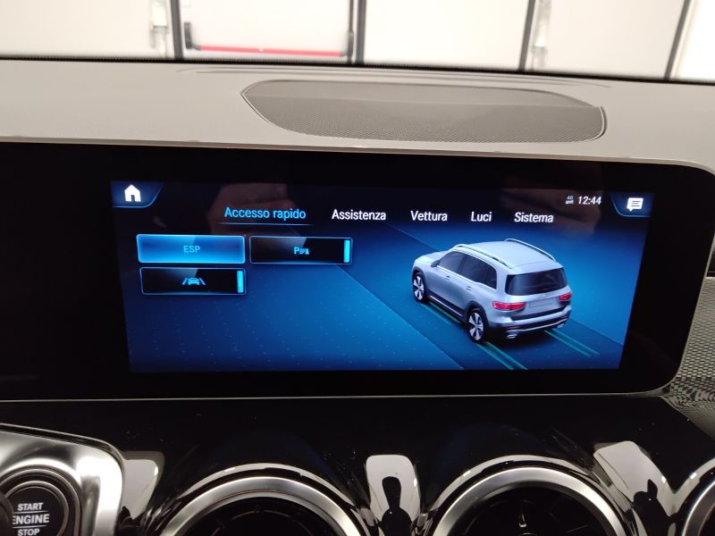 GuidiCar - Mercedes GLB 2020 GLB 180 d Sport auto Usato