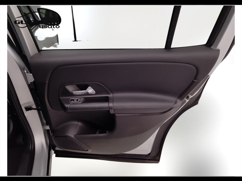 GuidiCar - Mercedes GLB 2020 GLB 180 d Sport auto Usato