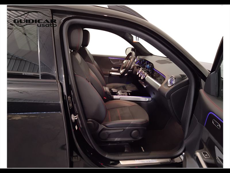 GuidiCar - Mercedes GLB 2022 GLB 200 d Premium 4matic auto Usato