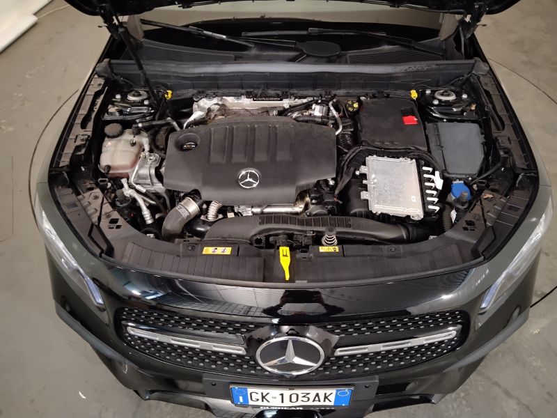 GuidiCar - Mercedes GLB 2022 GLB 200 d Premium 4matic auto Usato