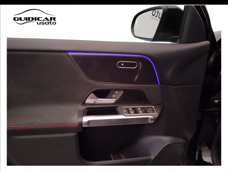 GuidiCar - Mercedes GLB 2022 GLB 200 d Premium 4matic auto Usato