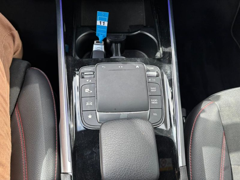 GuidiCar - Mercedes GLB 2022 GLB 200 d Premium 4matic auto Usato