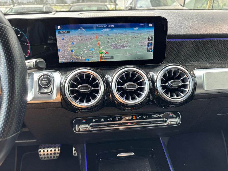 GuidiCar - Mercedes GLB 2022 GLB 200 d Premium 4matic auto Usato