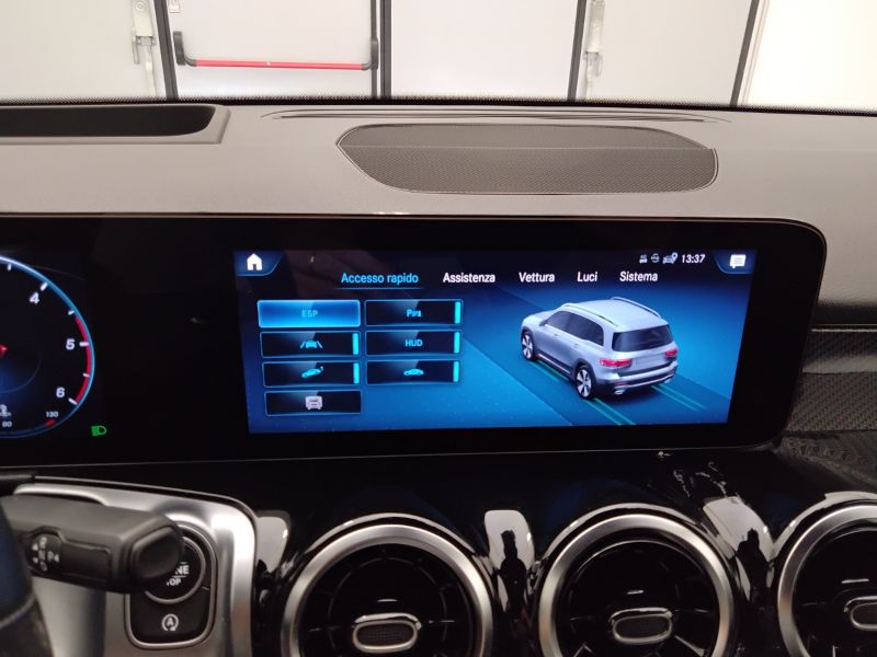 GuidiCar - Mercedes GLB 2022 GLB 200 d Premium auto Usato
