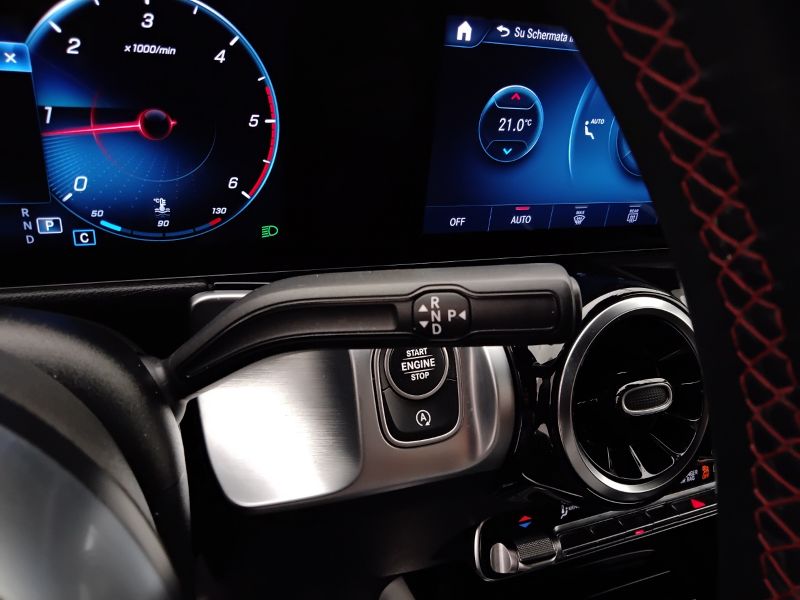 GuidiCar - Mercedes GLB 2022 GLB 200 d Premium auto Usato