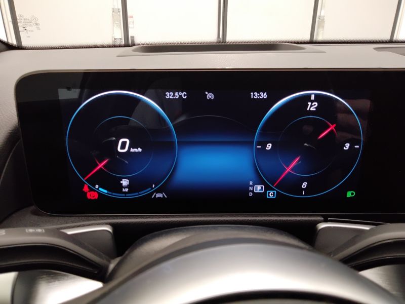 GuidiCar - Mercedes GLB 2022 GLB 200 d Premium auto Usato