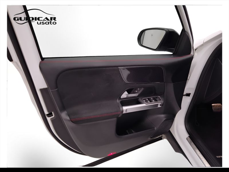 GuidiCar - Mercedes GLB 2022 GLB 200 d Premium auto Usato