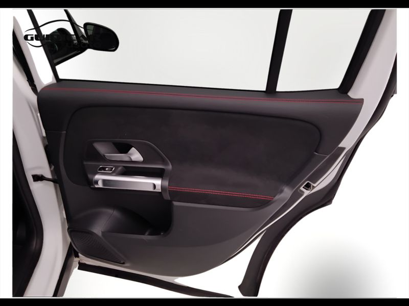 GuidiCar - Mercedes GLB 2022 GLB 200 d Premium auto Usato