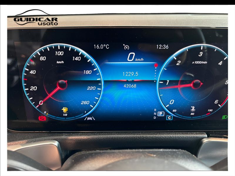 GuidiCar - Mercedes GLB 2023 GLB 200 d Premium auto Usato