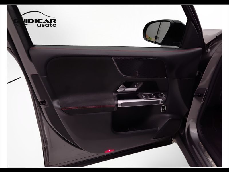 GuidiCar - Mercedes GLB 2022 GLB 200 d Sport Plus auto Usato