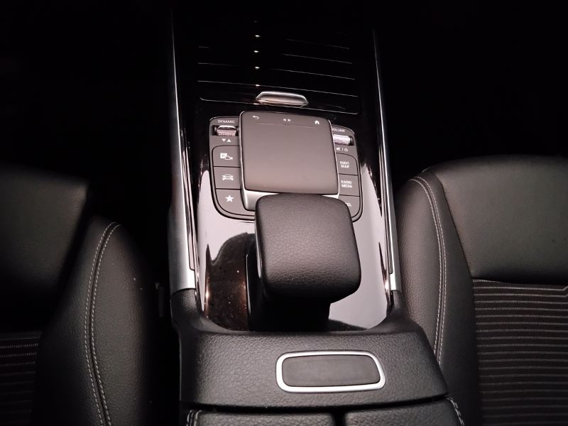 GuidiCar - Mercedes GLB 2022 GLB 200 d Sport Plus auto Usato