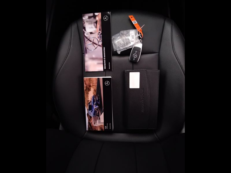 GuidiCar - Mercedes GLB 2022 GLB 200 d Sport Plus auto Usato