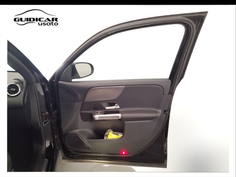 GuidiCar - Mercedes GLB 2022 GLB 200 d Sport Plus auto Usato