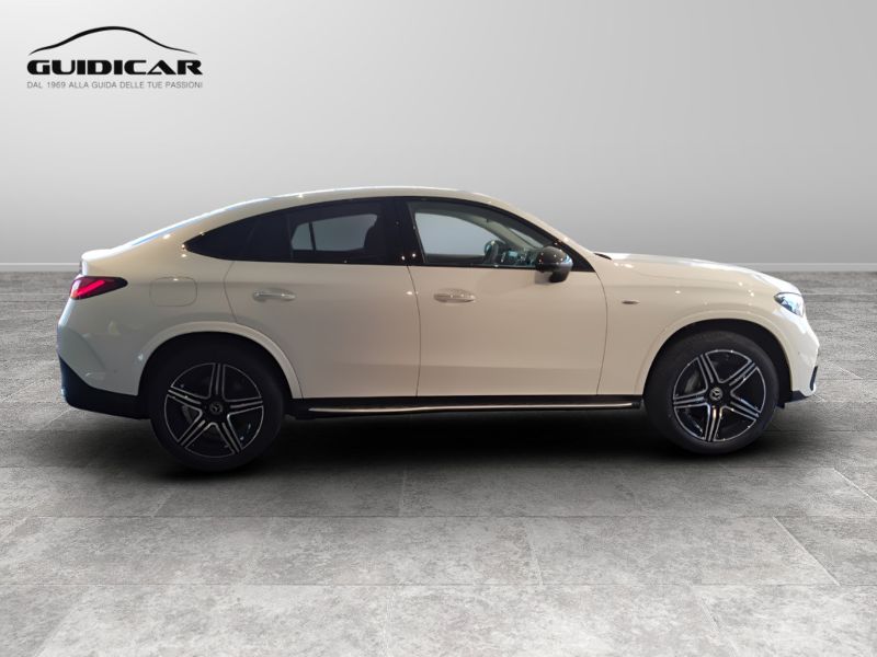 GuidiCar - MERCEDES BENZ GLC coupè 1 GLC 300 de 4MATIC Plug-in hybrid Coupe AMG Line PREMIUM Nuovo