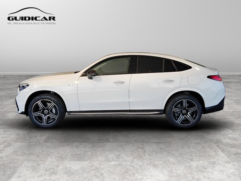 GuidiCar - MERCEDES BENZ GLC coupè 1 GLC 300 de 4MATIC Plug-in hybrid Coupe AMG Line PREMIUM Nuovo