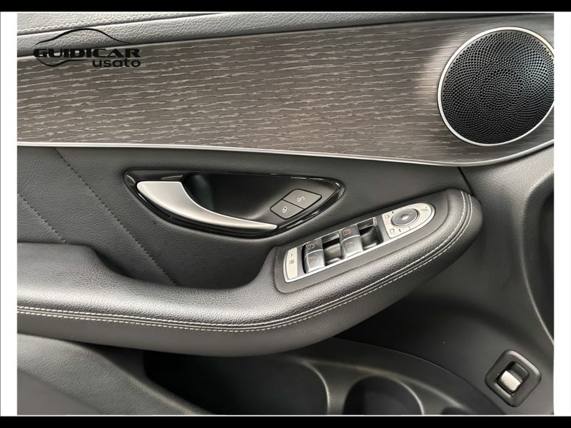 GuidiCar - Mercedes GLC 2021 GLC Coupe 220 d Night edition 4matic auto Usato