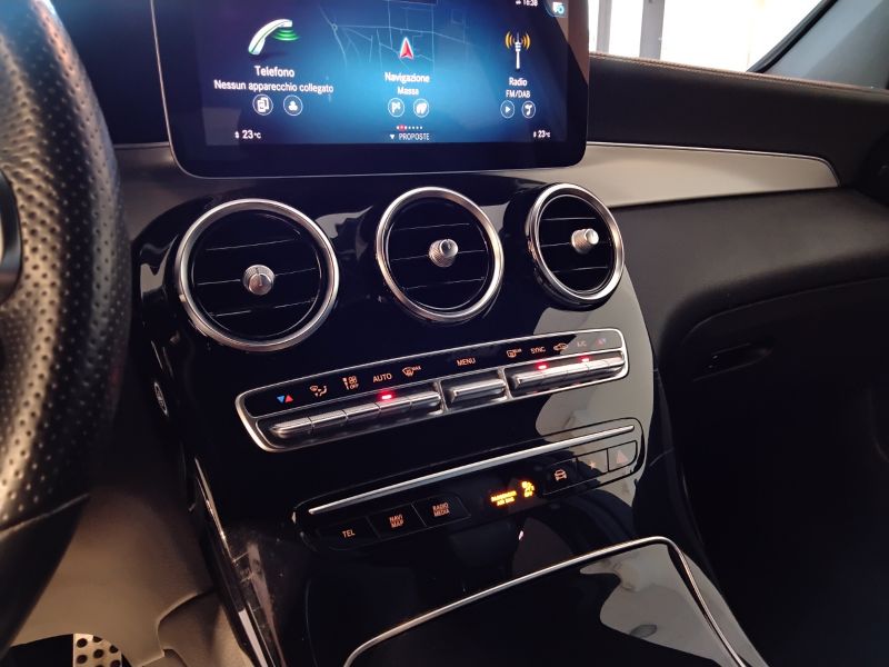 GuidiCar - Mercedes GLC 2022 GLC Coupe 220 d Premium 4matic auto Usato