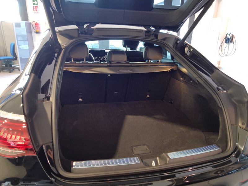 GuidiCar - Mercedes GLC 2022 GLC Coupe 220 d Premium 4matic auto Usato