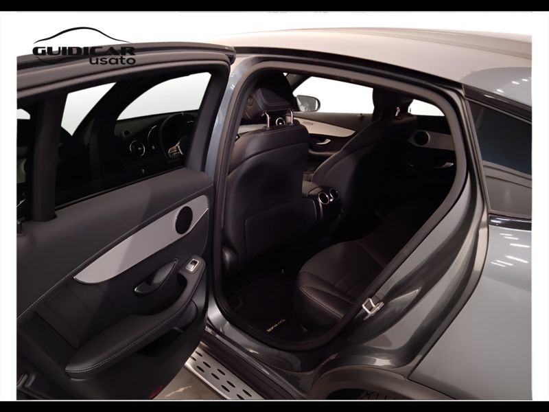 GuidiCar - Mercedes GLC 2022 GLC Coupe 300 de phev (eq-power) Night Edition 4matic auto Usato