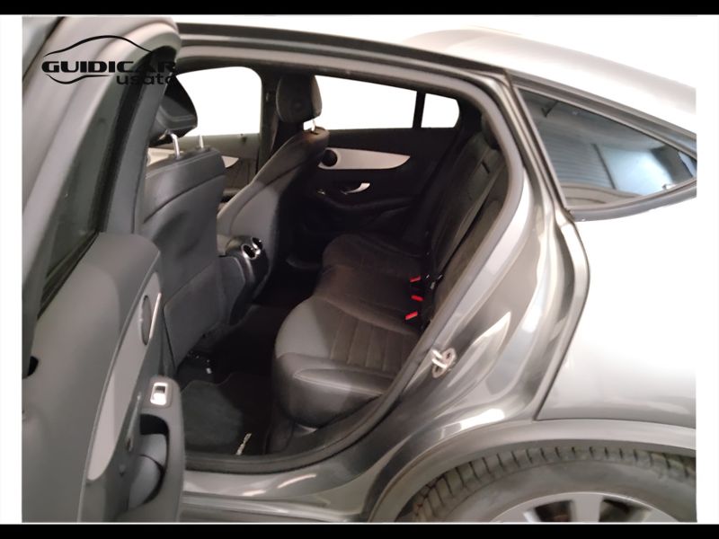 GuidiCar - Mercedes GLC 2022 GLC Coupe 300 de phev (eq-power) Night Edition 4matic auto Usato