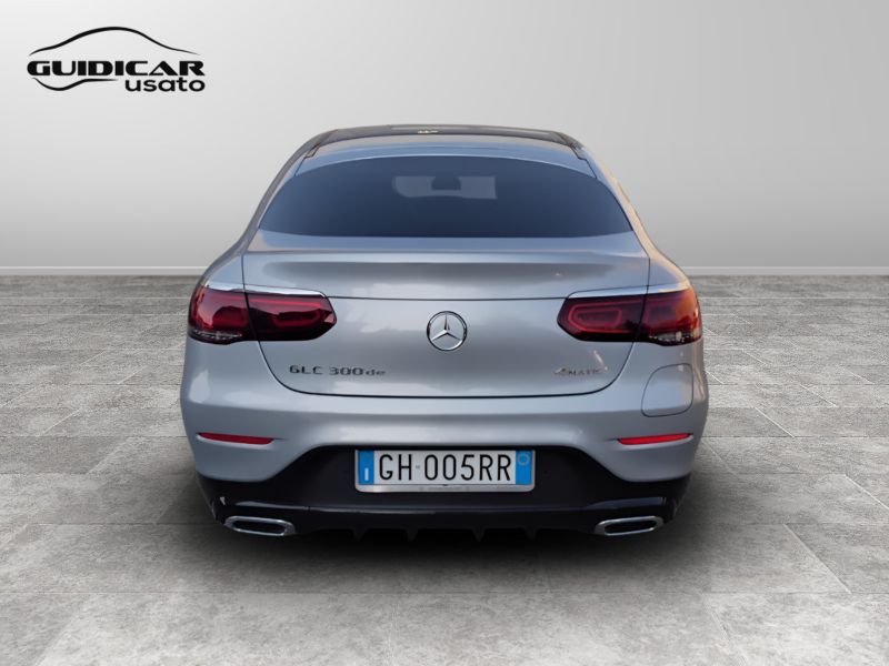 GuidiCar - Mercedes GLC 2022 GLC Coupe 300 de phev (eq-power) Premium Plus 4matic auto Usato