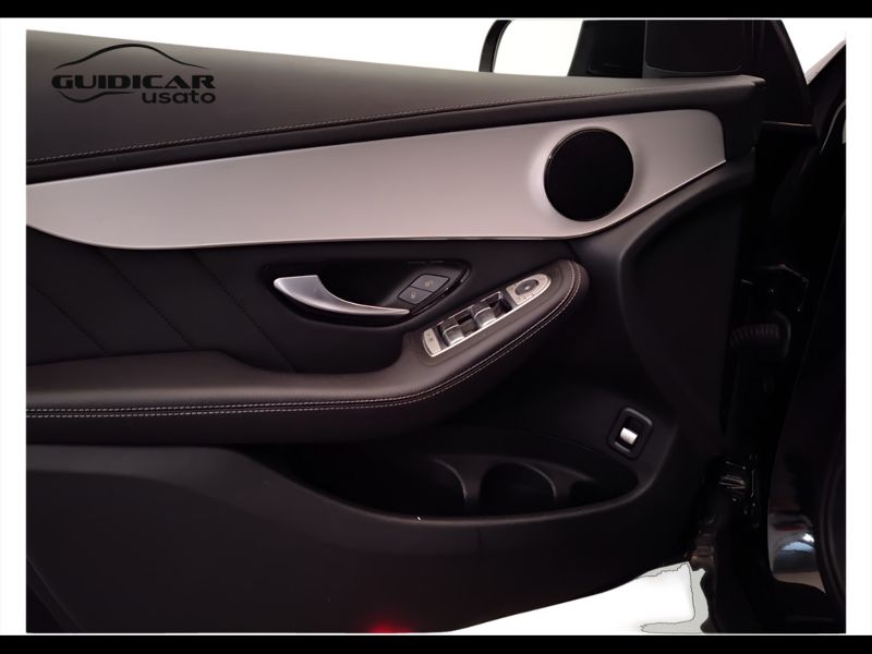 GuidiCar - Mercedes GLC 2021 GLC Coupe 300 de plug in hybrid (de eq-power) Premium 4matic auto Usato