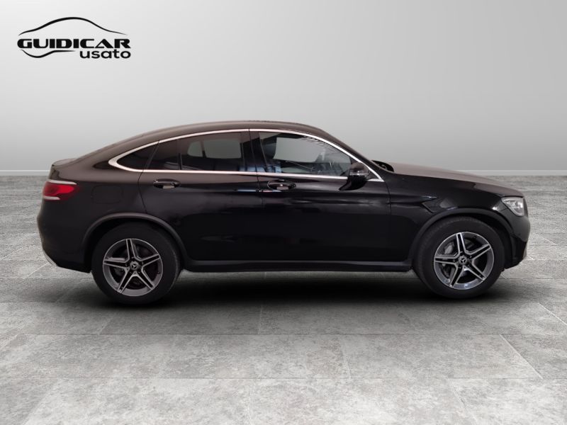 GuidiCar - Mercedes GLC 2021 GLC Coupe 300 de plug in hybrid (de eq-power) Premium 4matic auto Usato