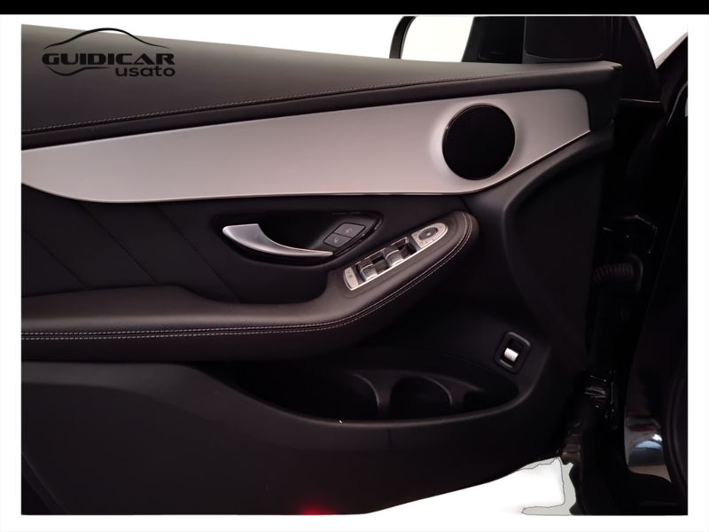 GuidiCar - Mercedes GLC 2021 GLC Coupe 300 de plug in hybrid (de eq-power) Premium 4matic auto Usato